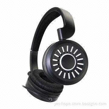 Colorful High-quality Computer Headphone, 6 x 5mm Size, 20-20,000Hz Frequency Response
